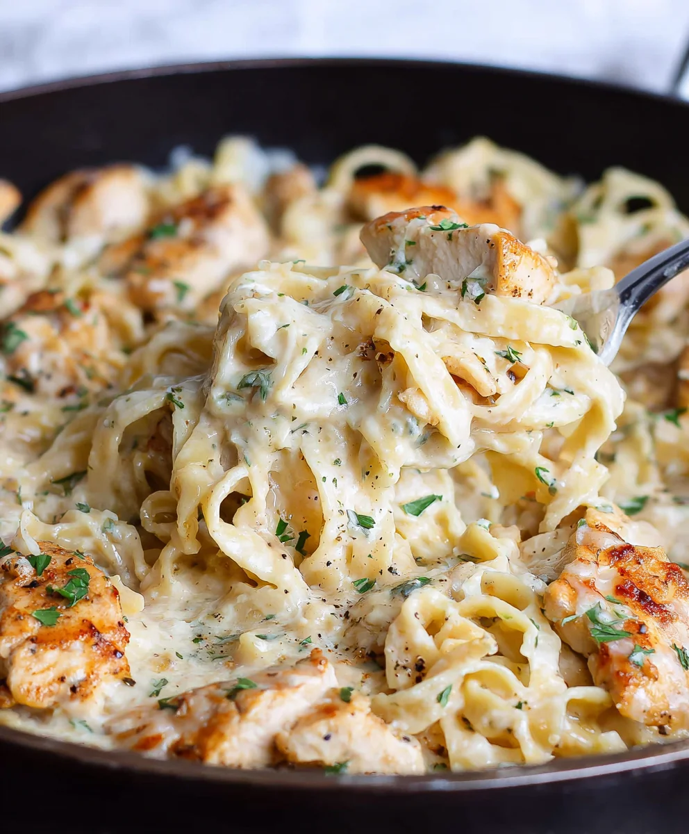 Easy Chicken Garlic Parmesan Pasta - Best Recipe