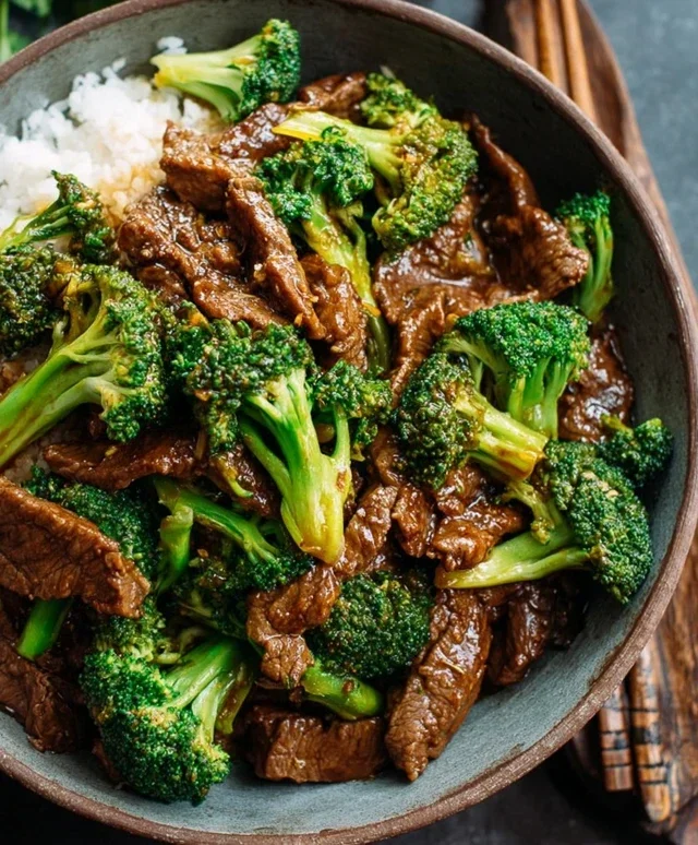 Chinese Beef and Broccoli (牛肉炒西兰花)