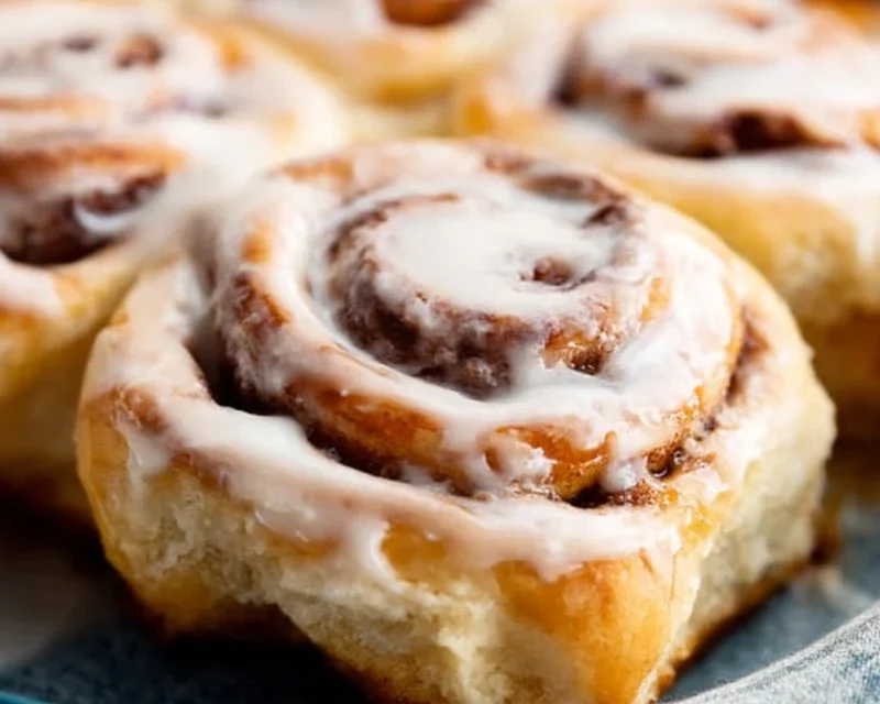 BEST Homemade Cinnamon Rolls