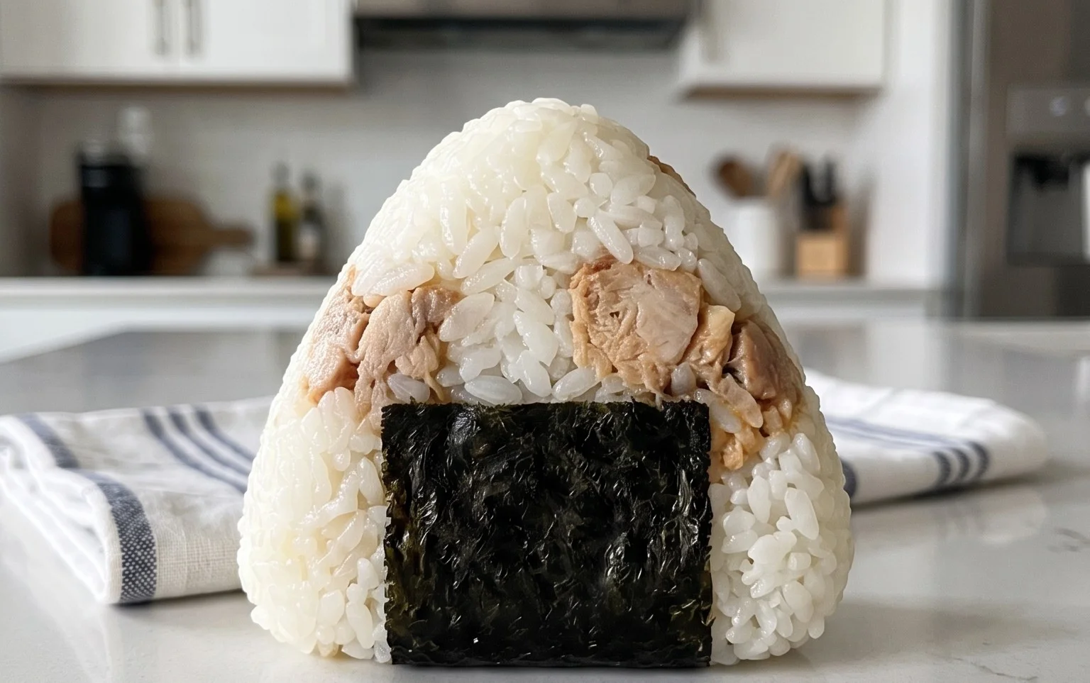 15-min. Easy Japanese Tuna Onigiri
